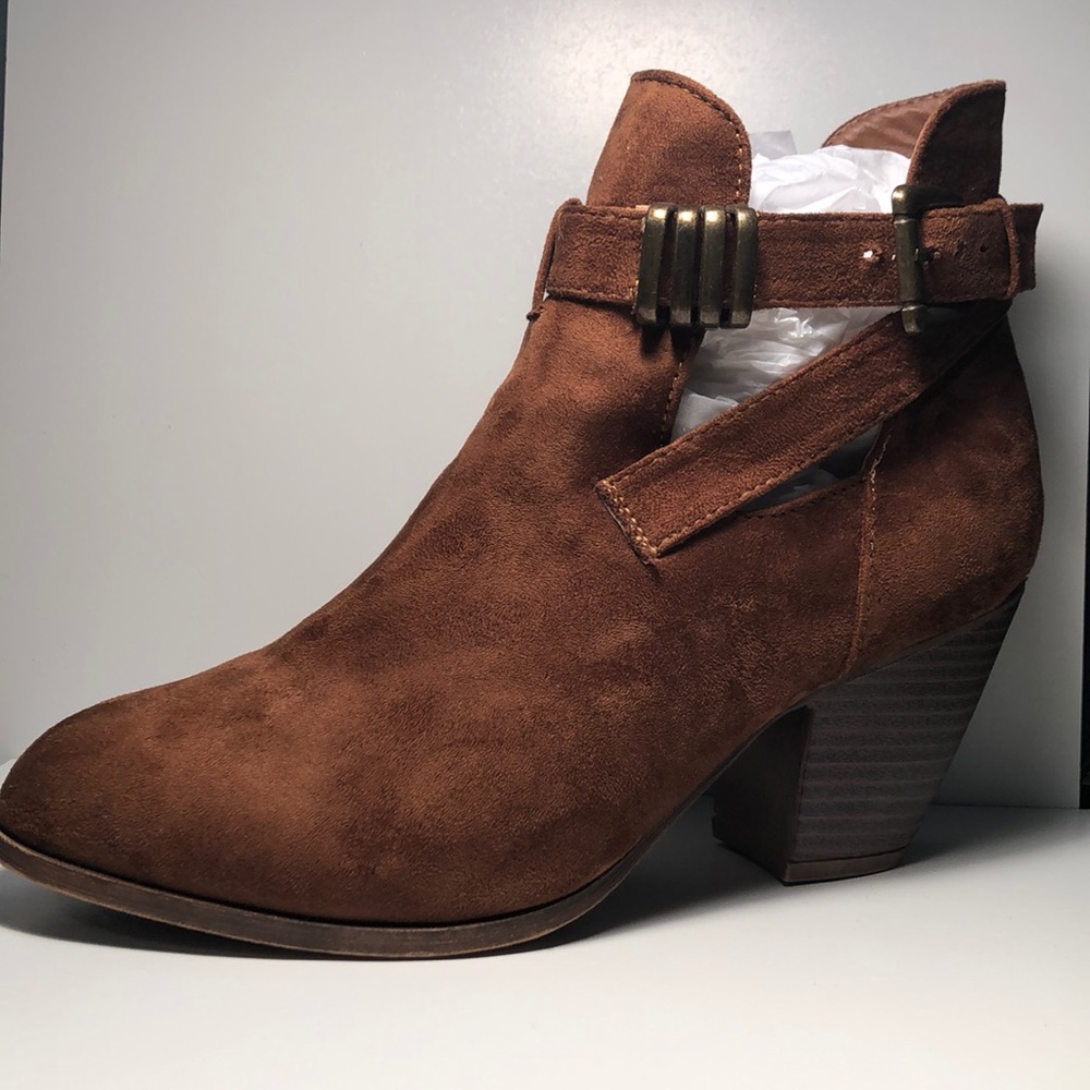 Boots!